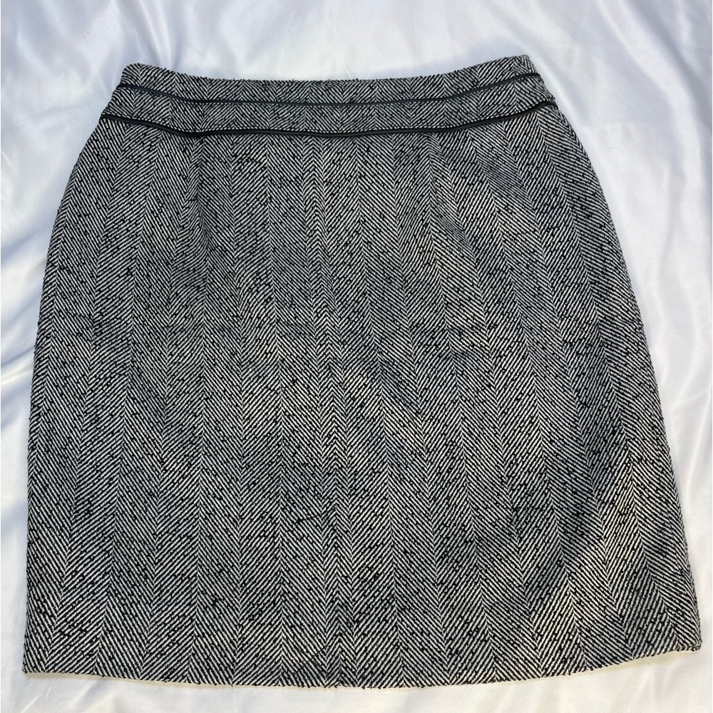NWT White House Black Market Tweed Striped Skirt - Size 6